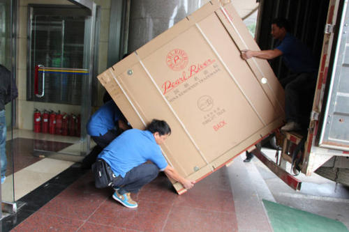 大理钢琴贵重工艺品无忧运